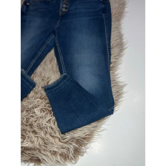 Torrid women’s premium stretch button zipper bombshell skinny blue jeans - Picture 4 of 15